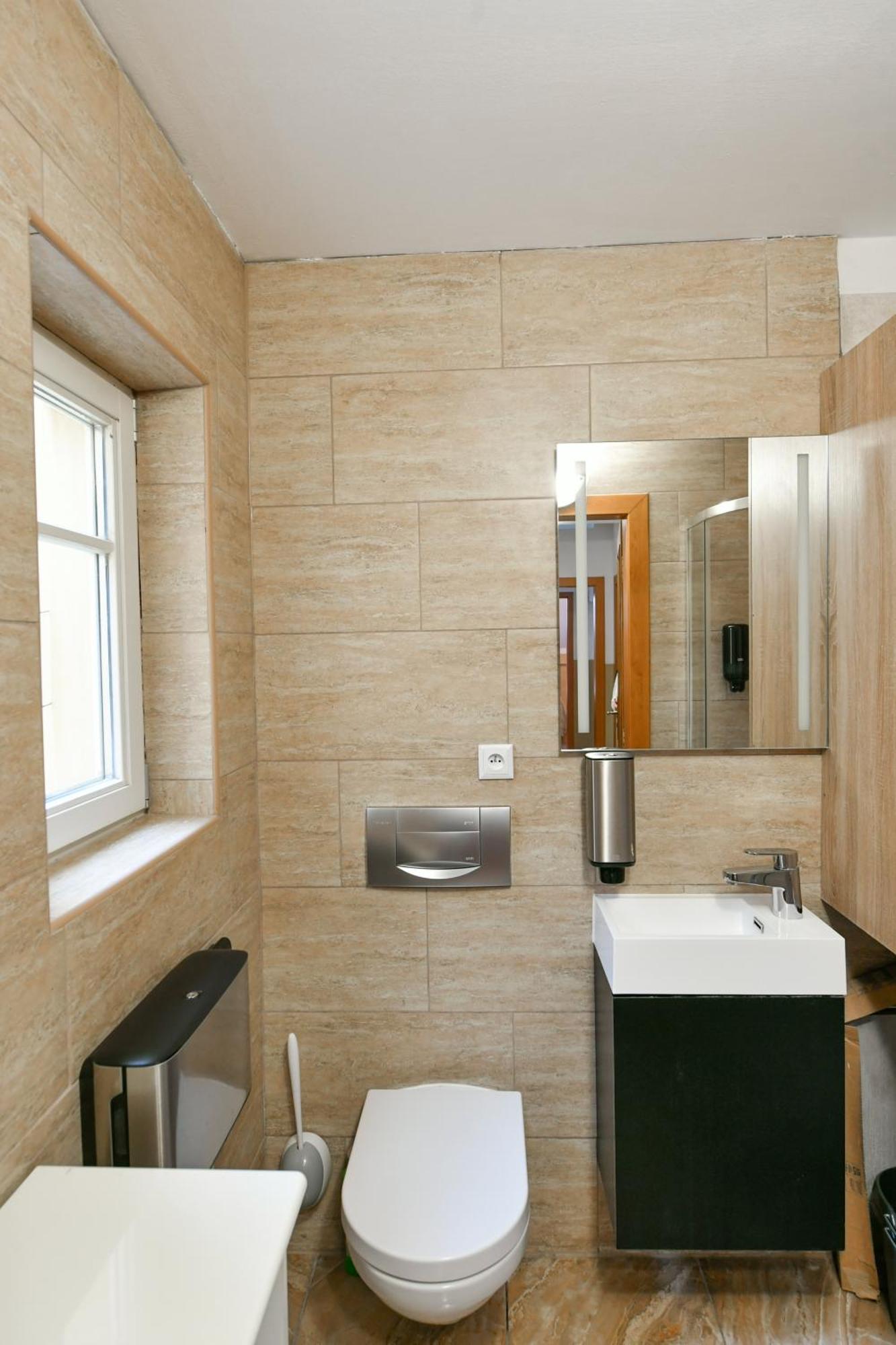 Amazing Charles Bridge Apartment Прага Экстерьер фото