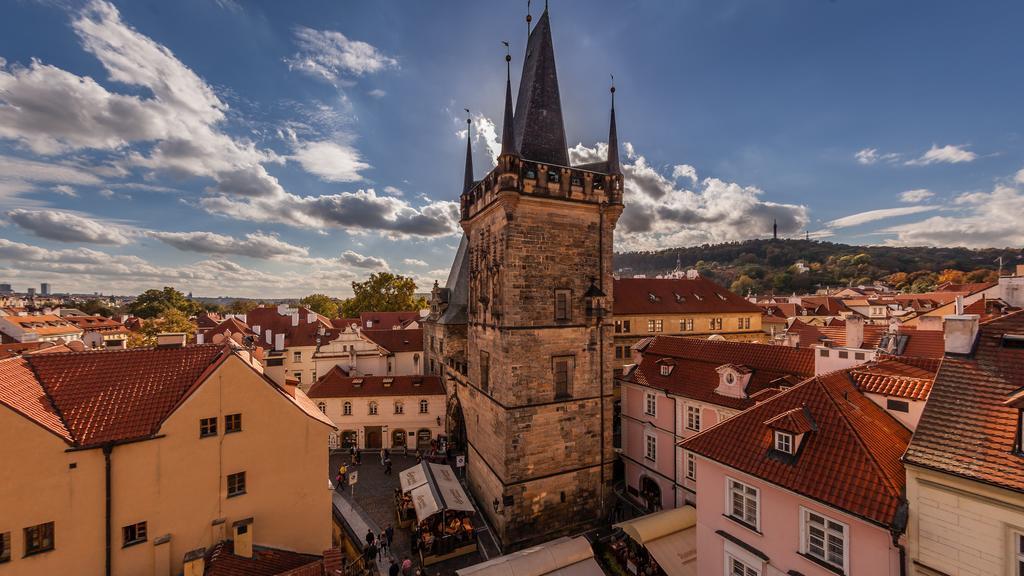 Amazing Charles Bridge Apartment Прага Номер фото