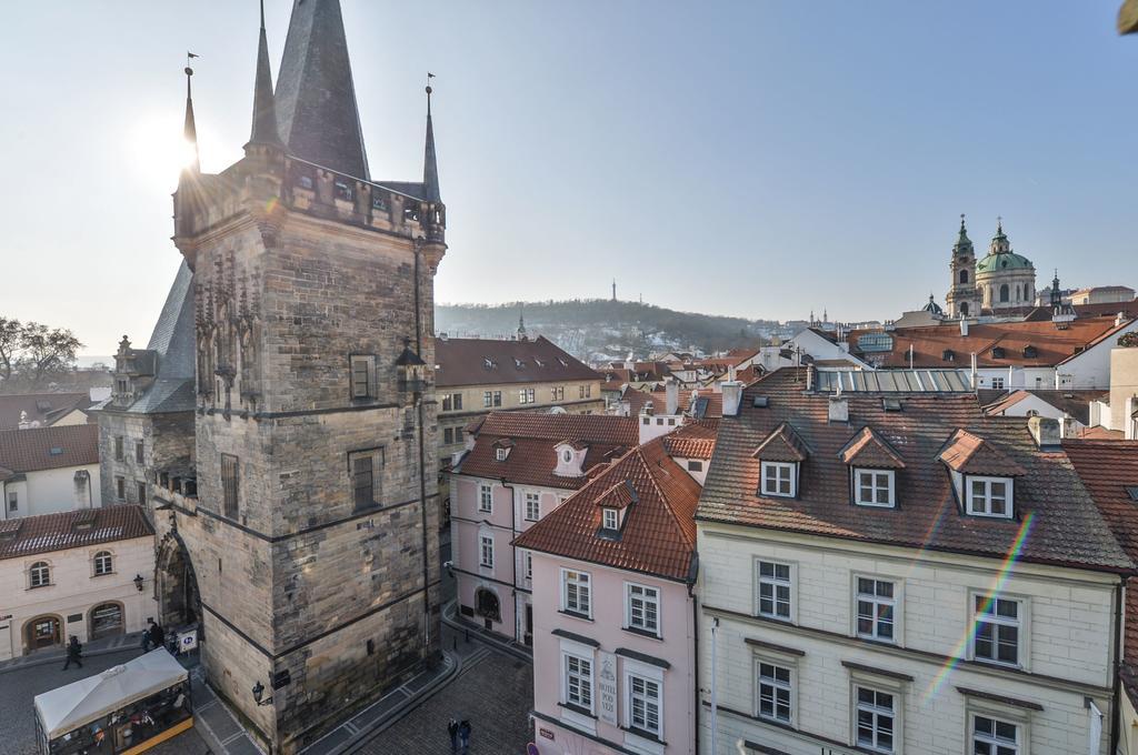 Amazing Charles Bridge Apartment Прага Экстерьер фото